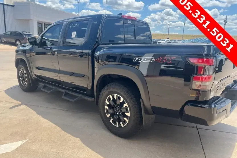 2022 Nissan Frontier PRO-4X photo 1