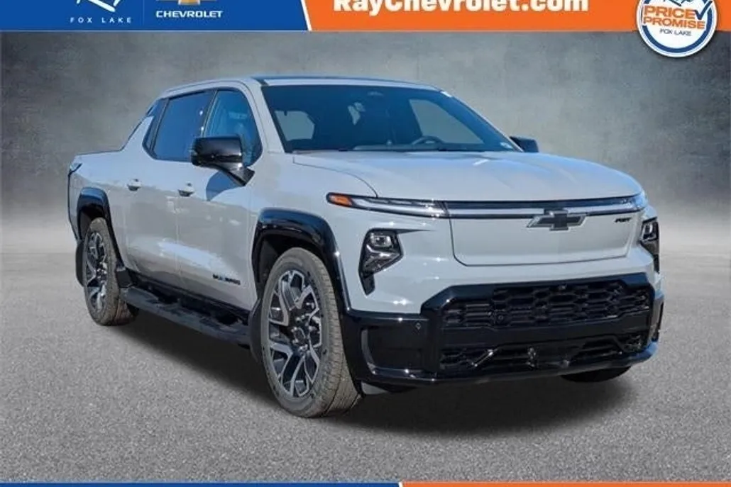 2025 Chevrolet Silverado EV RST photo 1