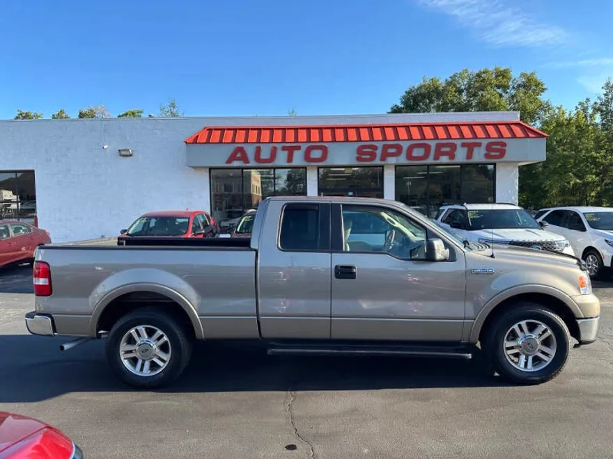 2005 Ford F-150 Lariat photo 1