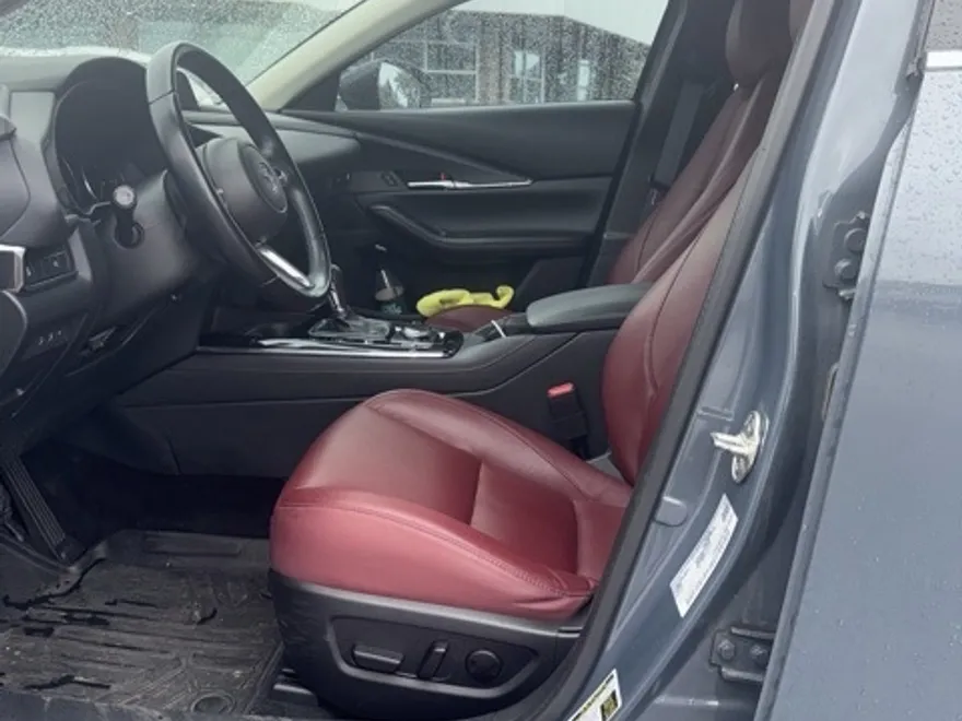 2023 Mazda CX-30 2.5 S Carbon photo 1