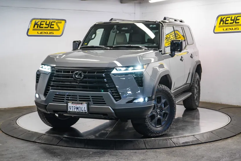 2025 Lexus GX 550 Overtrail photo 1