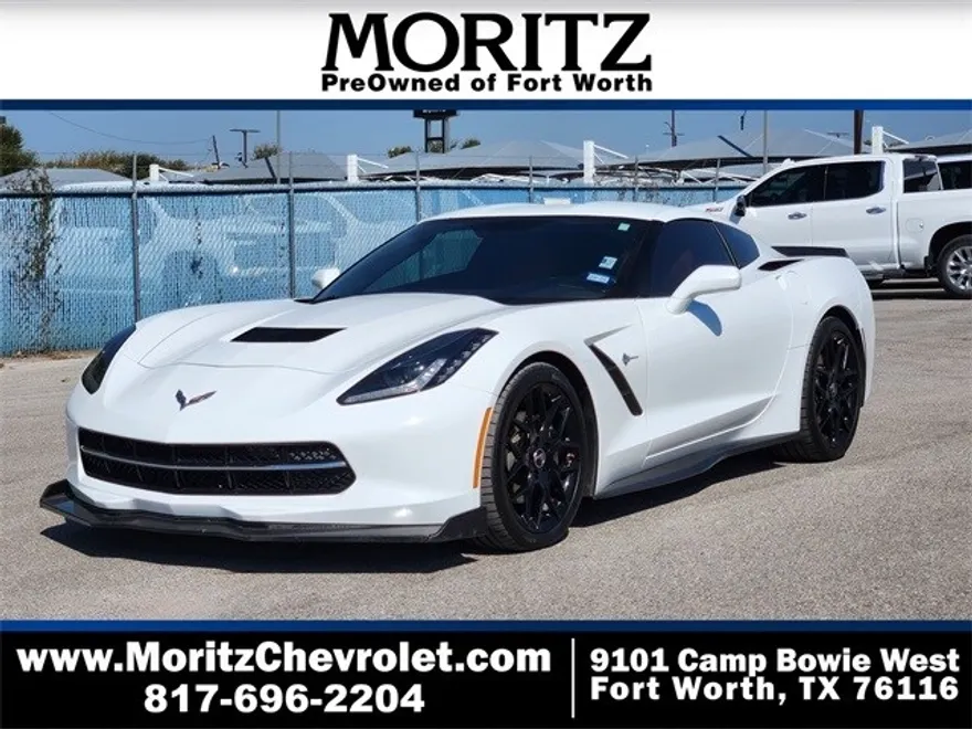 2018 Chevrolet Corvette Stingray 1LT photo 1