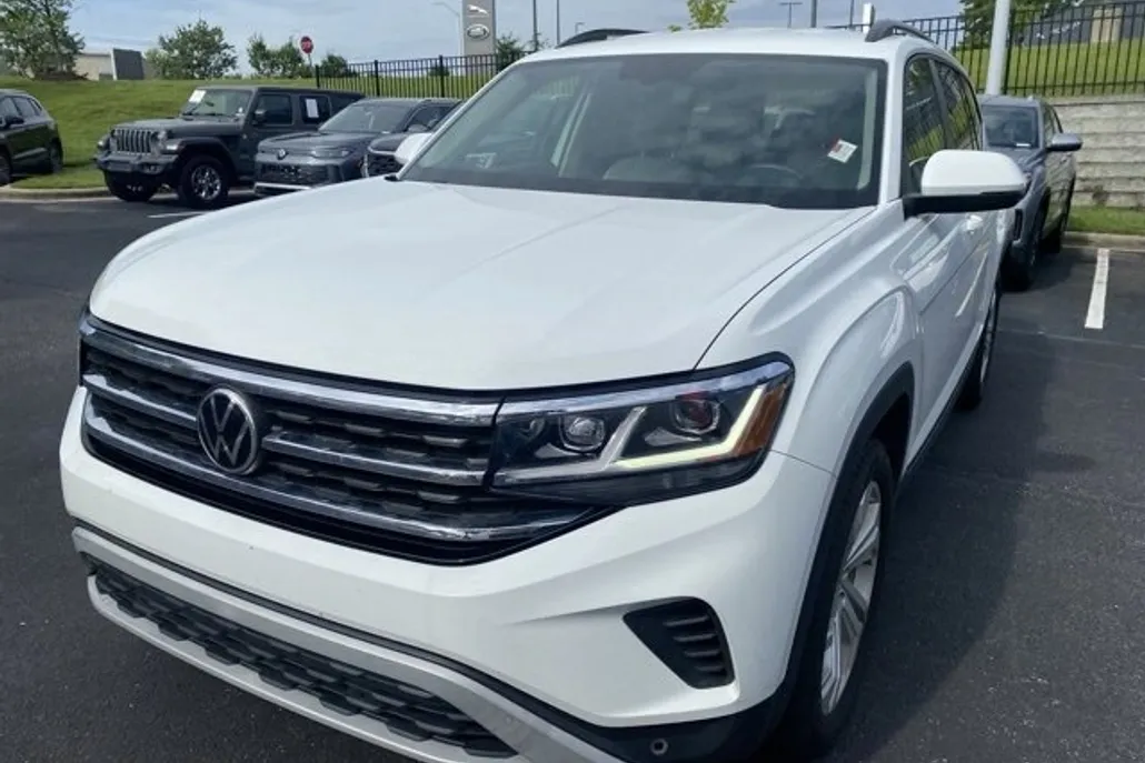 2022 Volkswagen Atlas V6 SE Technology photo 1