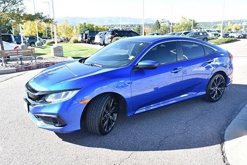 2019 Honda Civic Sport photo 1