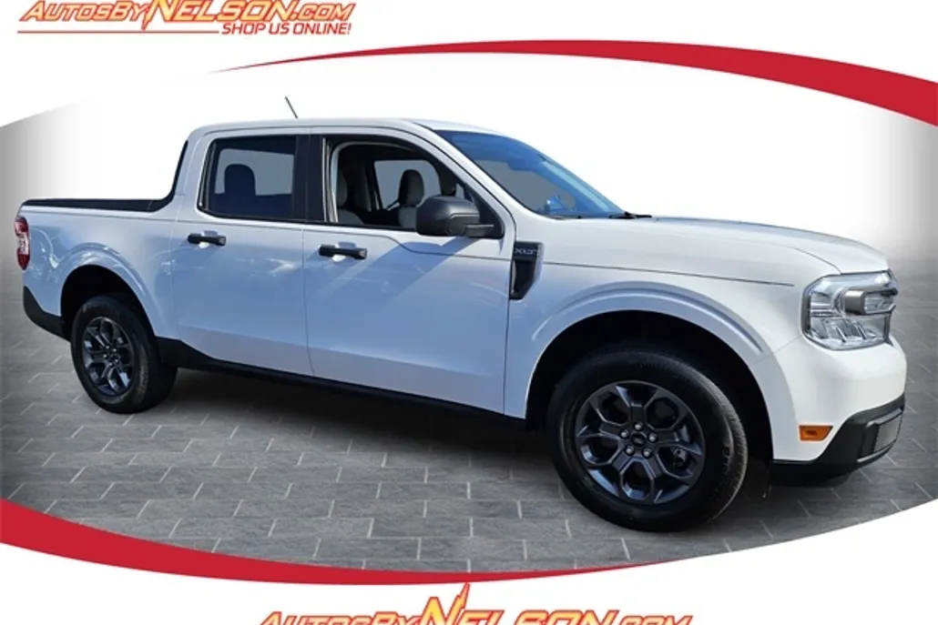 2024 Ford Maverick XLT photo 1