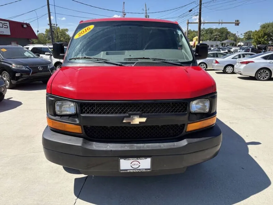 2016 Chevrolet Express 2500 Cargo Van photo 1