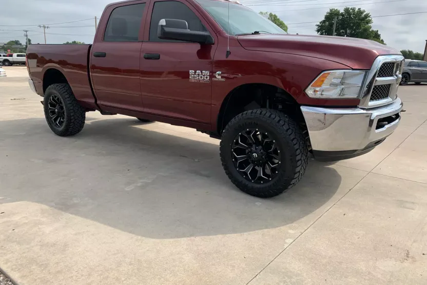 2018 Ram 2500 Tradesman photo 1