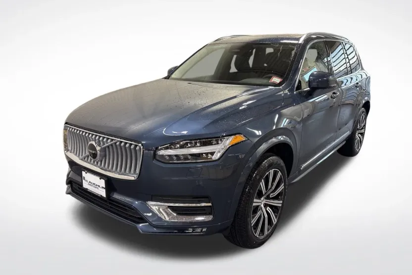 2025 Volvo XC90 Plus photo 1