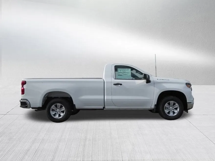 2024 Chevrolet Silverado 1500 photo 1