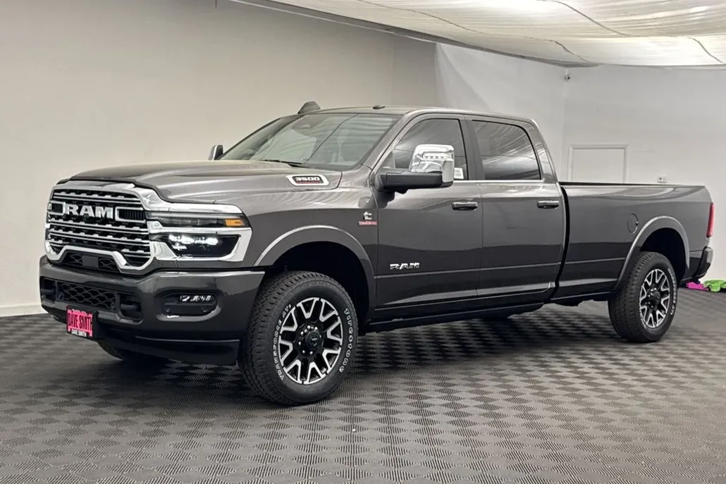 2025 Ram 3500 Limited photo 1