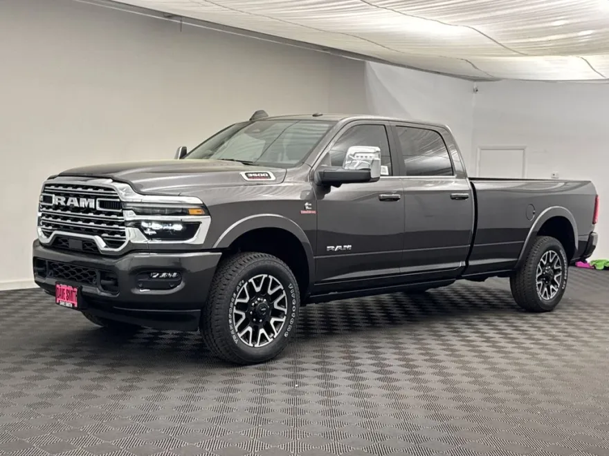 2025 Ram 3500 Limited photo 1