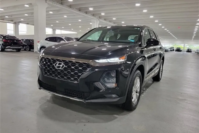 2019 Hyundai Santa Fe SEL photo 1