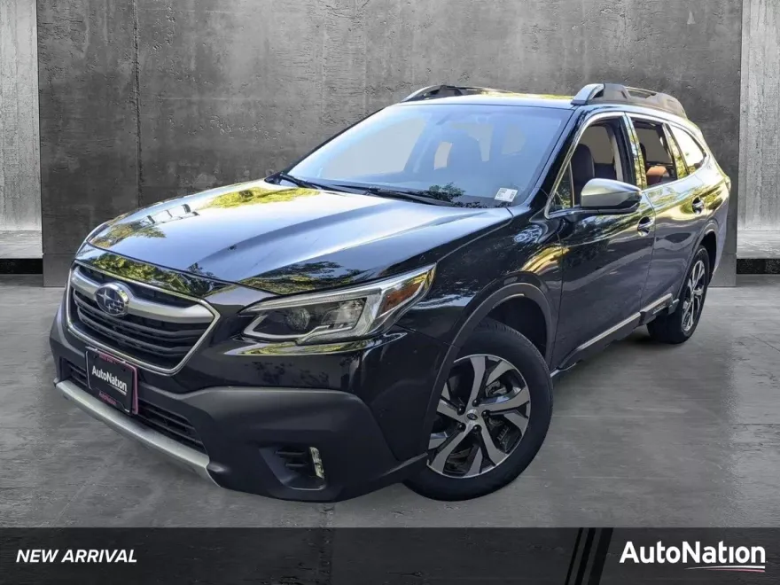 2022 Subaru Outback Touring photo 1
