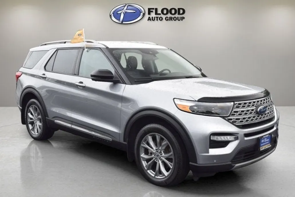 2022 Ford Explorer Limited photo 1