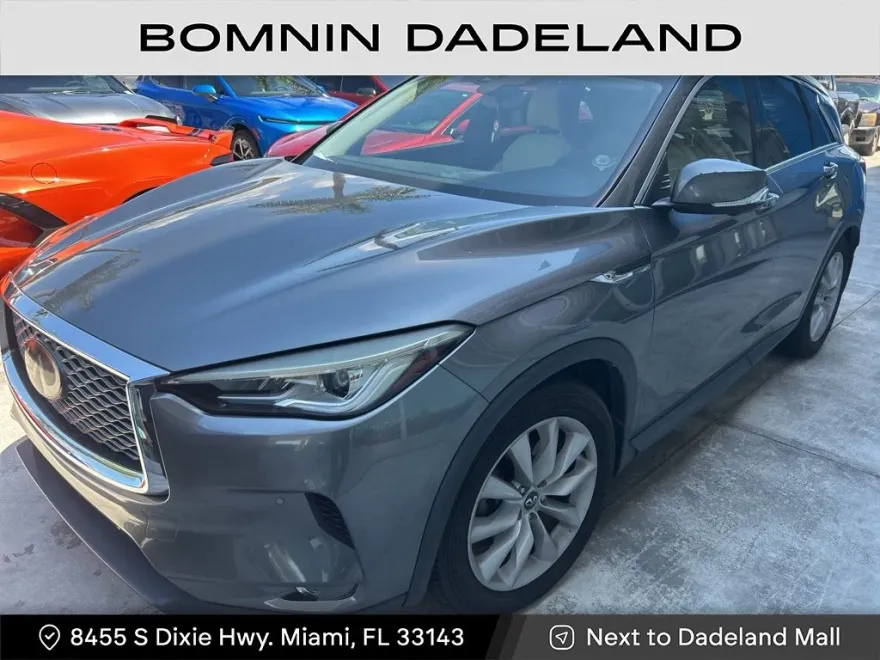 2019 Infiniti QX50 Essential photo 1