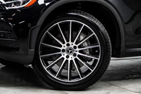 2022 Mercedes Benz GLC 300 4MATIC Coupe photo 3