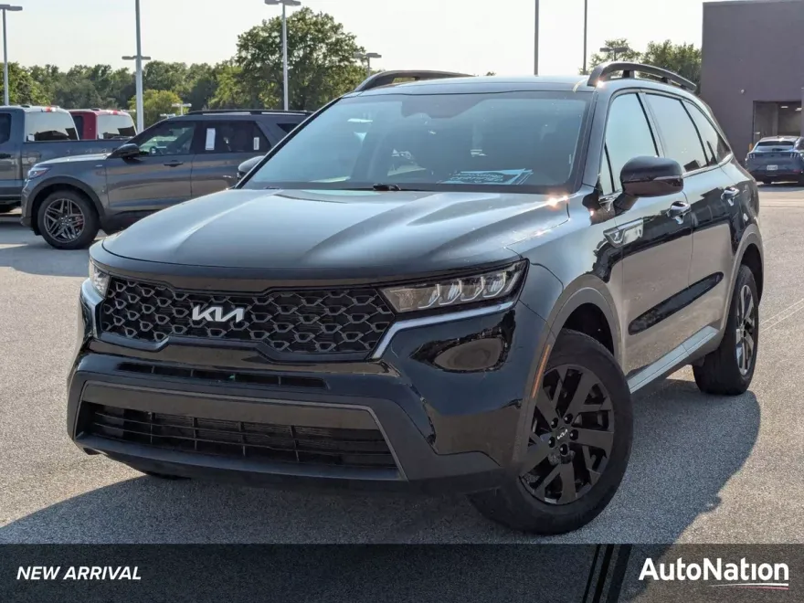 2022 Kia Sorento X-Line S photo 1