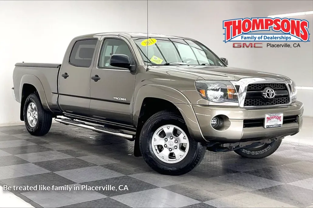 2011 Toyota Tacoma PreRunner V6 photo 1
