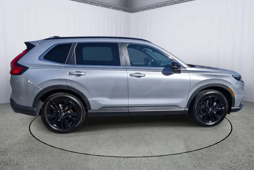 2023 Honda CR-V Hybrid Sport Touring photo 1
