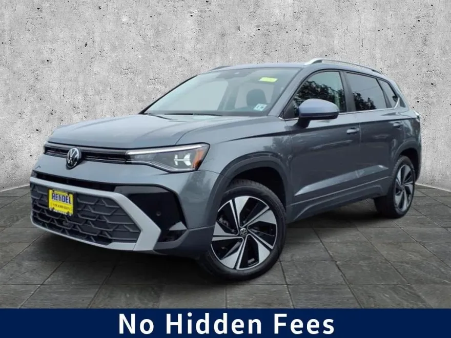 2025 Volkswagen Taos SE photo 1