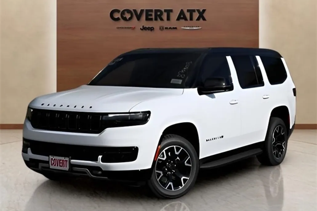 2025 Jeep Wagoneer Overland photo 1