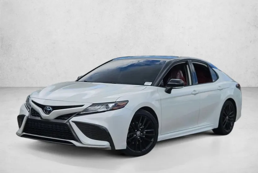 2021 Toyota Camry XSE photo 1