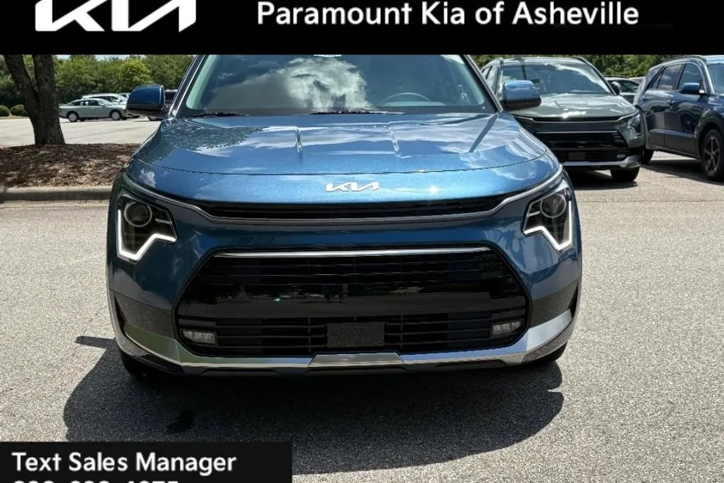 2025 Kia Niro EX Touring photo 1