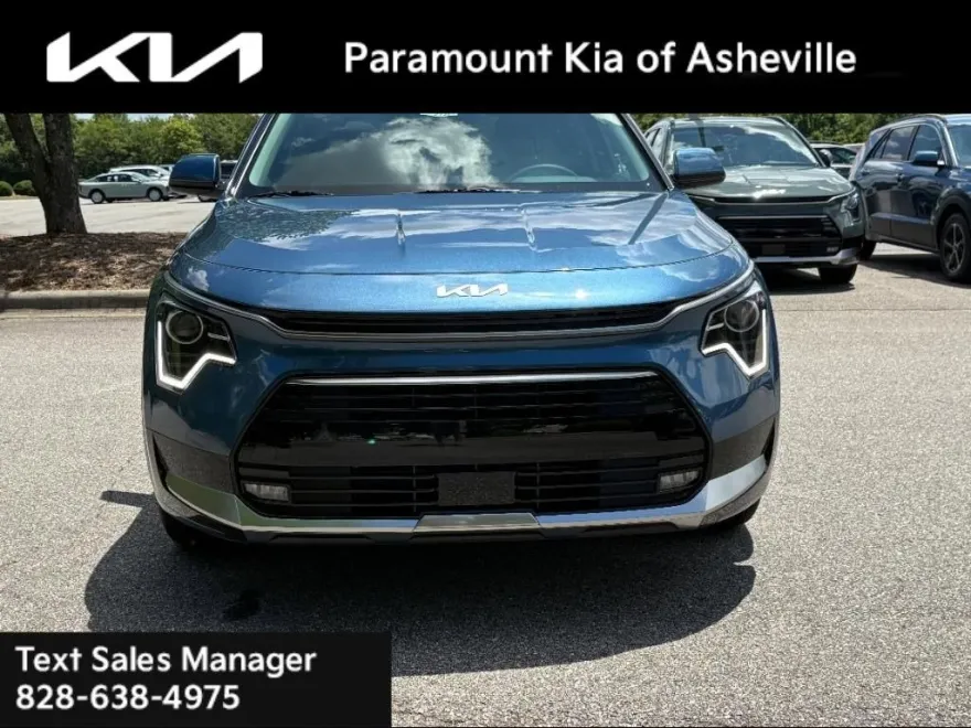 2025 Kia Niro EX Touring photo 1