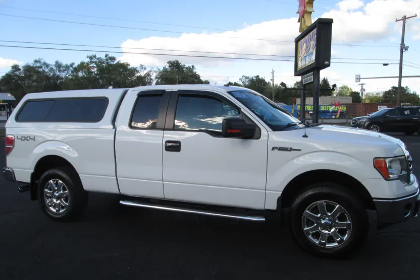 2013 Ford F-150 XLT photo 1