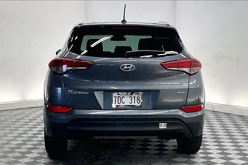 2016 Hyundai Tucson SE photo 1