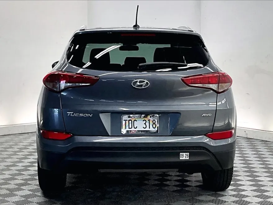 2016 Hyundai Tucson SE photo 1