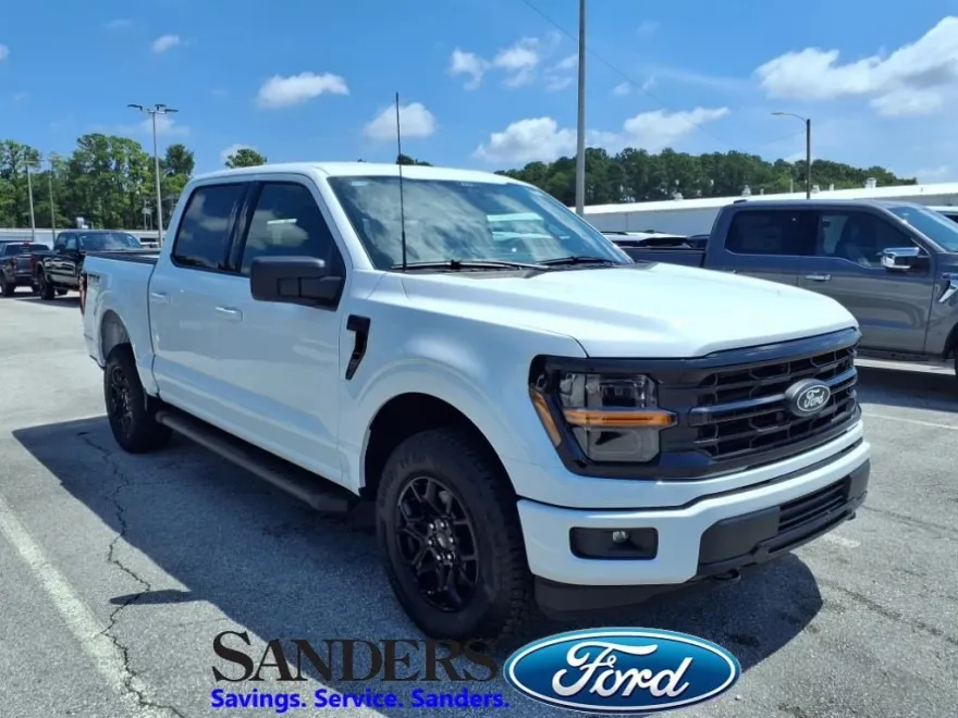 2025 Ford F-150 XLT photo 1
