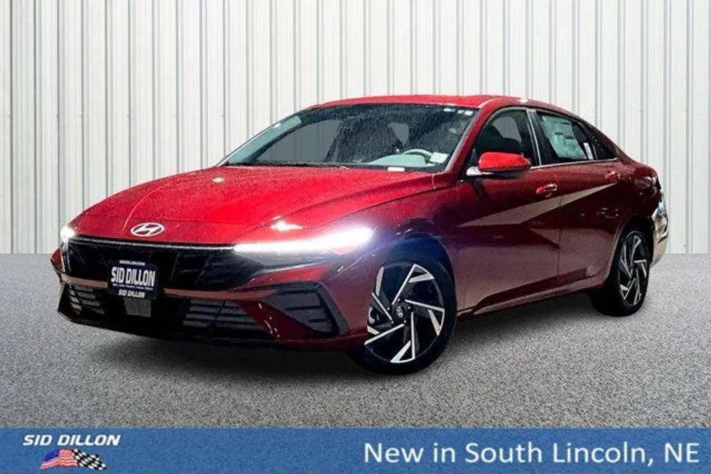 2025 Hyundai Elantra SEL Convenience photo 1