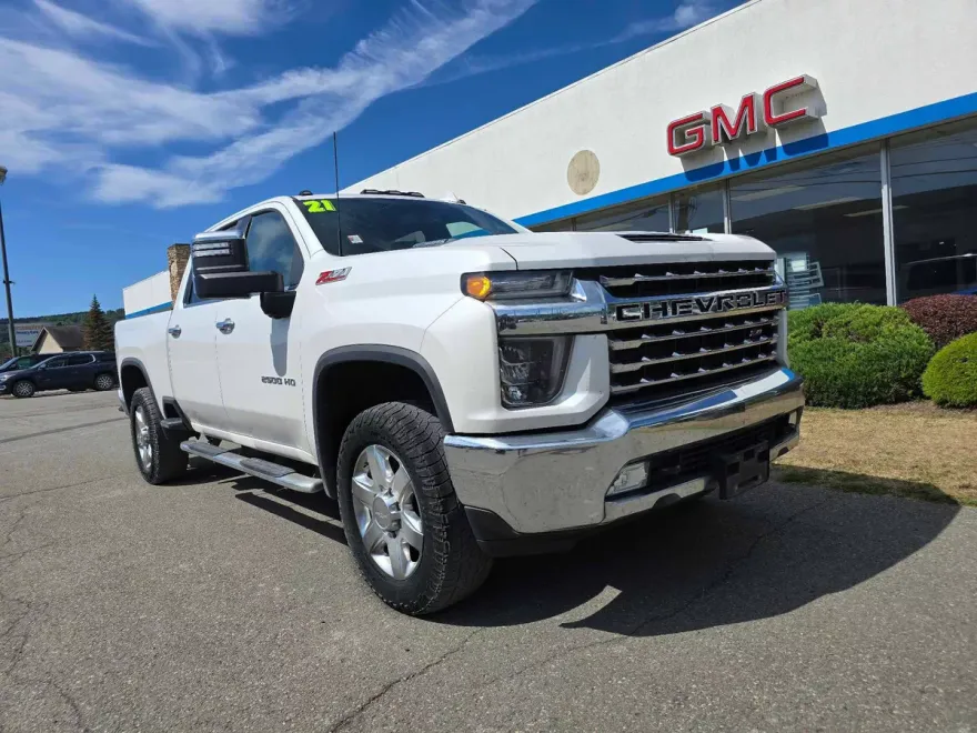 2021 Chevrolet Silverado 2500HD LTZ photo 1