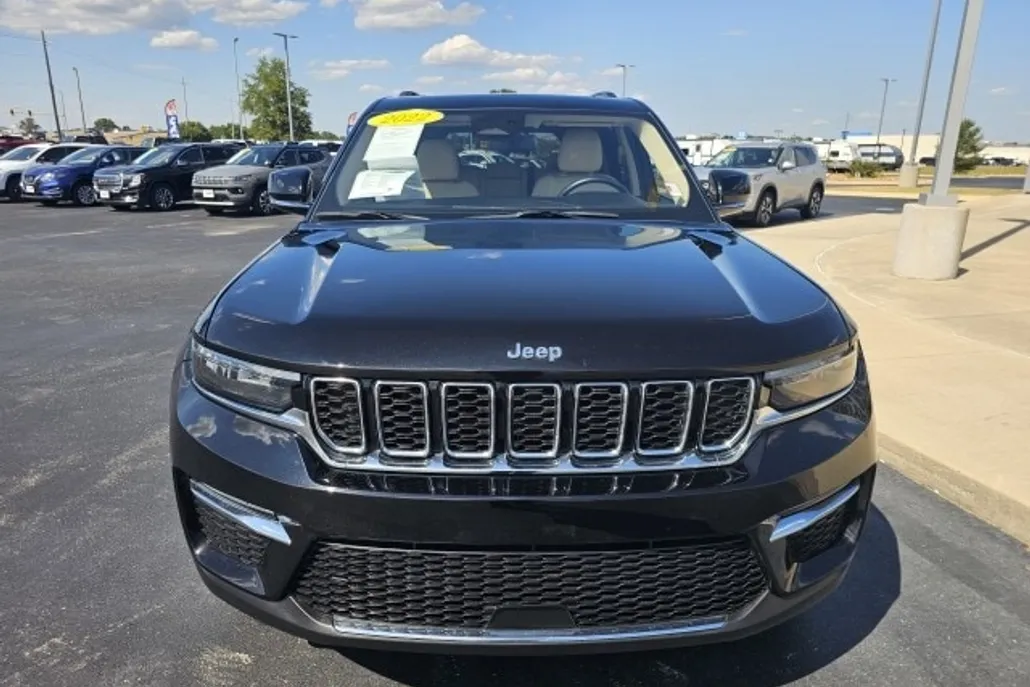 2022 Jeep Grand Cherokee Limited photo 1