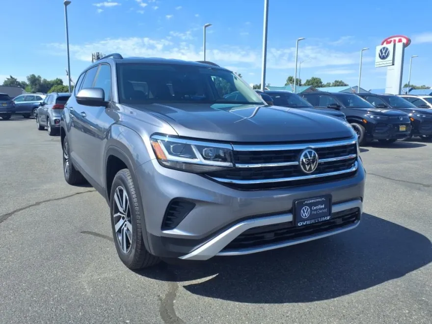 2022 Volkswagen Atlas SE photo 1
