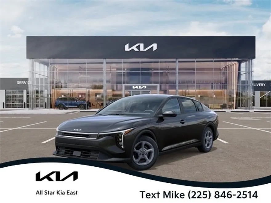 2025 Kia K4 LXS photo 1