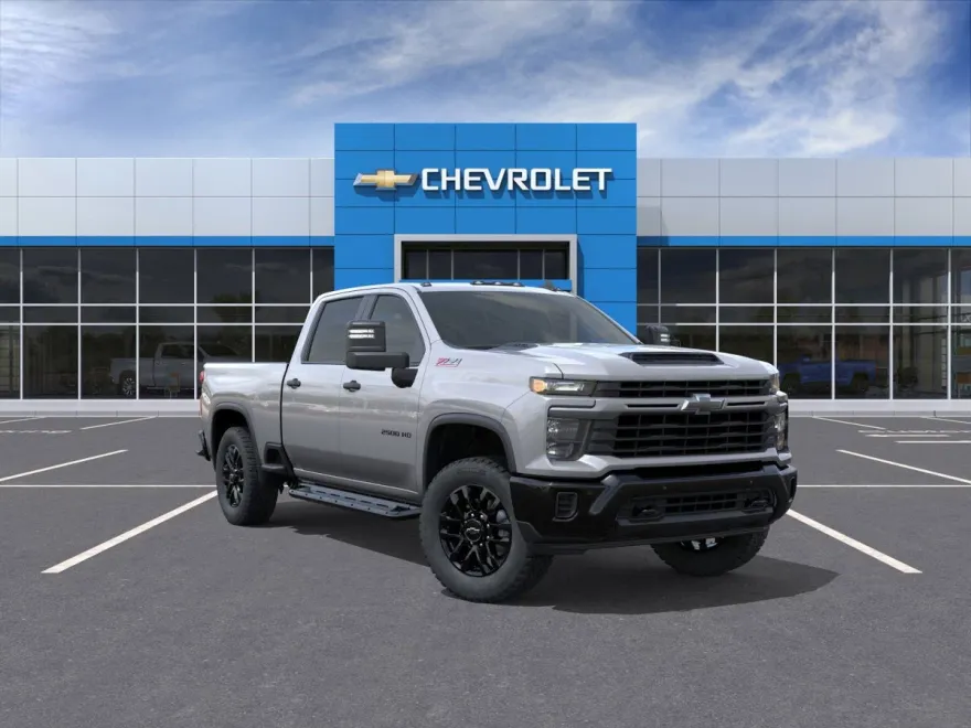 2026 Chevrolet Silverado Custom photo 1