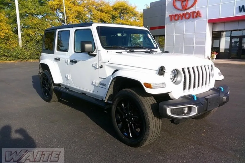 2023 Jeep Wrangler 4xe Sahara photo 1