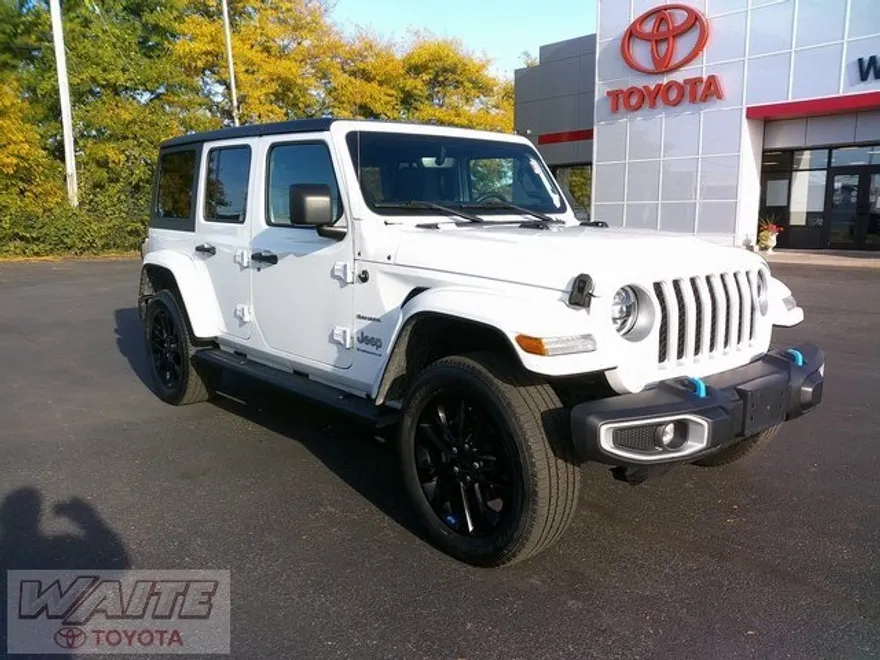 2023 Jeep Wrangler 4xe Sahara photo 1