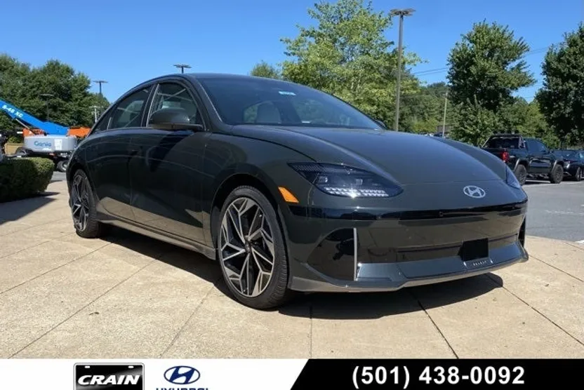 2024 Hyundai Ioniq 6 SEL photo 1