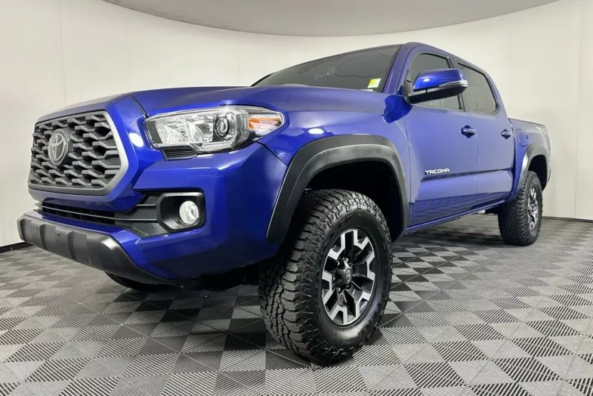 2022 Toyota Tacoma TRD Off-Road photo 1