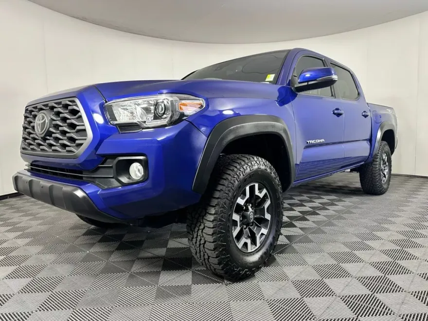 2022 Toyota Tacoma TRD Off-Road photo 1