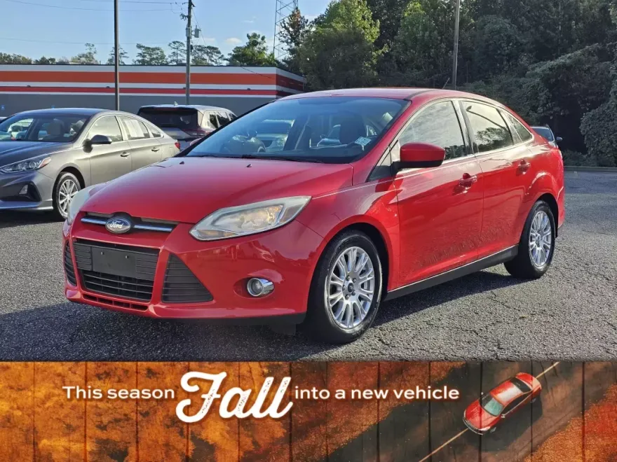 2012 Ford Focus SE photo 1