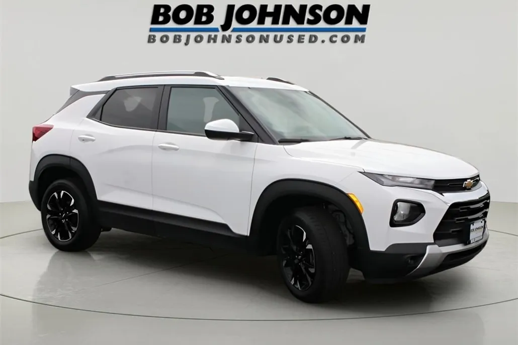 2023 Chevrolet Trailblazer LT photo 1