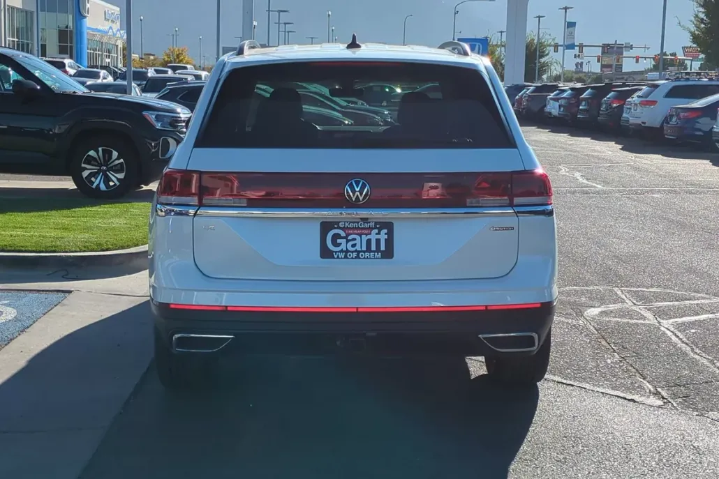 2026 Volkswagen Atlas SE Technology photo 1