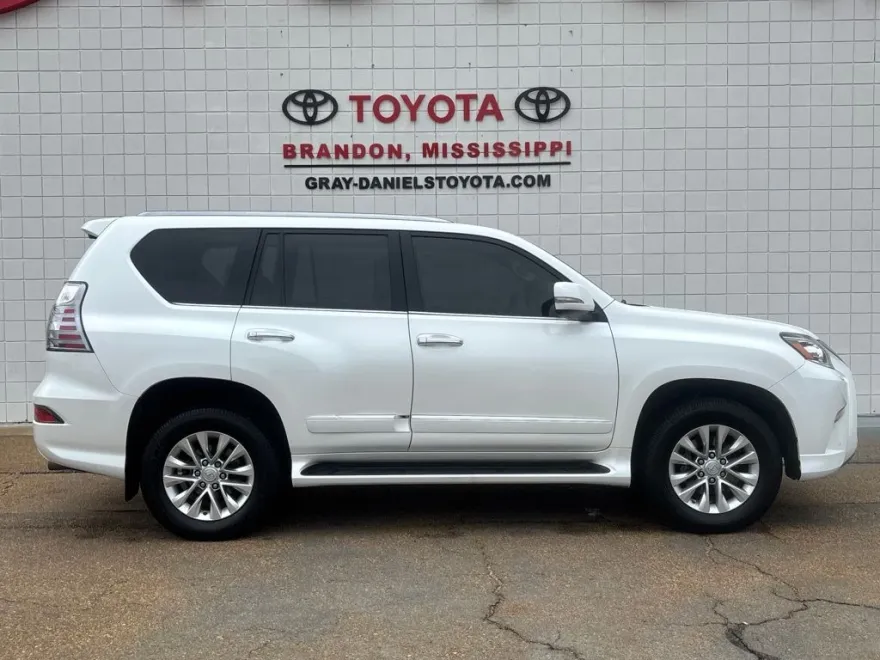 2019 Lexus GX 460 Premium photo 1