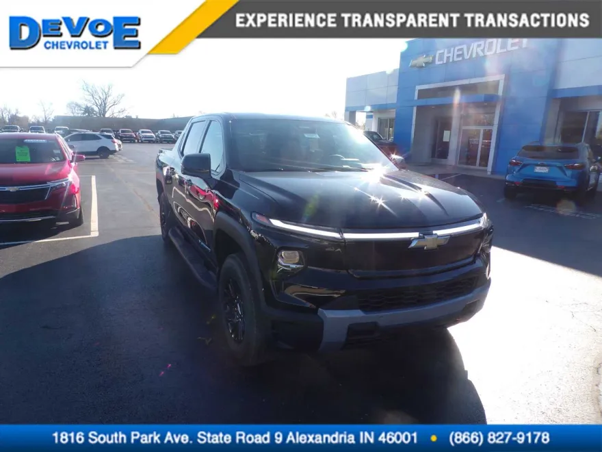 2025 Chevrolet Silverado EV LT photo 1
