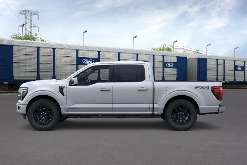 2025 Ford F-150 Platinum photo 1