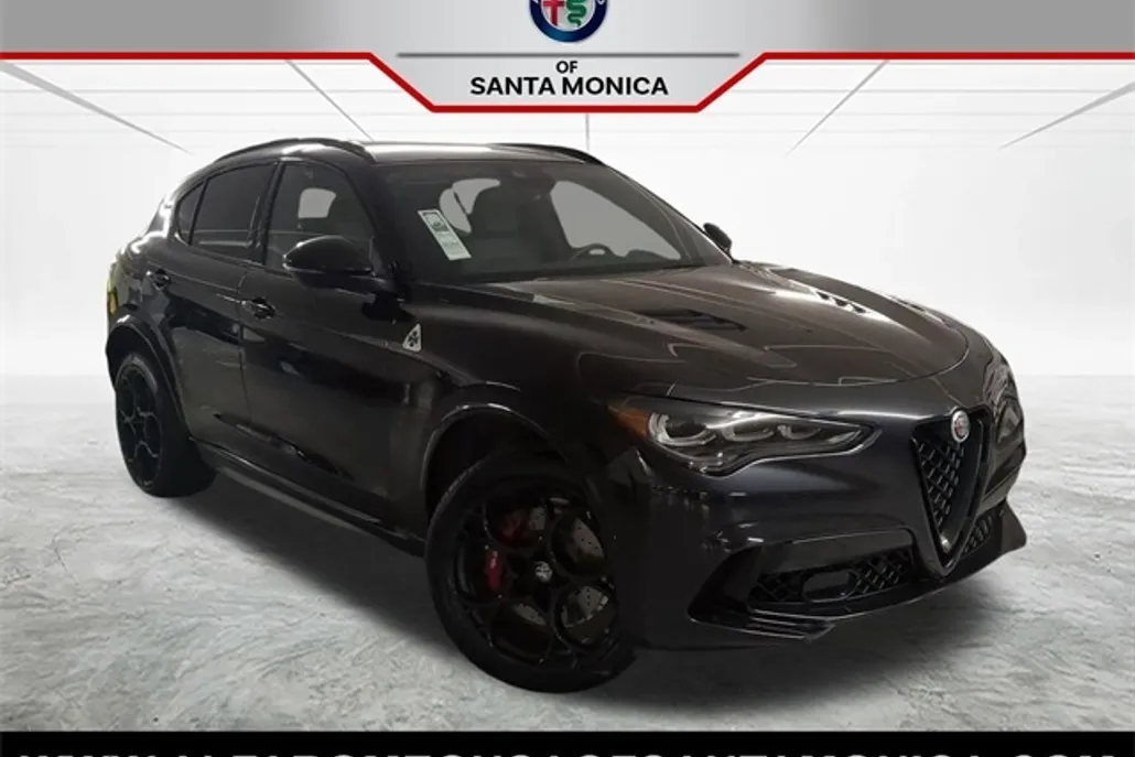 2024 Alfa Romeo Stelvio Quadrifoglio photo 1